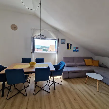 Frane Apartment