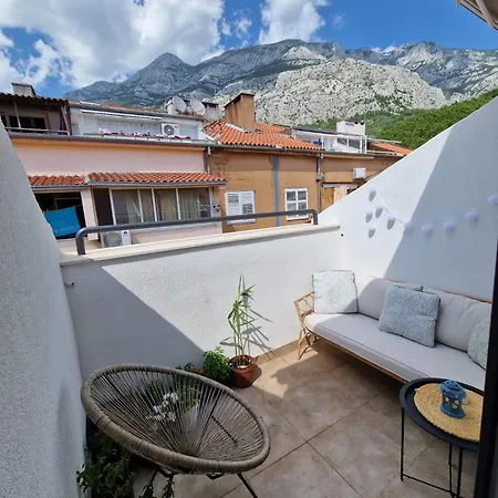Frane Apartment